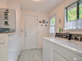10812 101st Avenue NE, Kirkland WA 98033