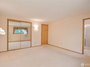 10812 101st Avenue NE, Kirkland WA 98033