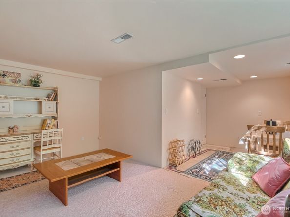 10812 101st Avenue NE, Kirkland WA 98033