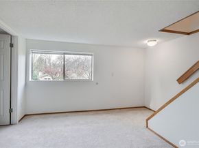 10812 101st Avenue NE, Kirkland WA 98033