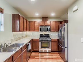 838 4th Avenue NE, Issaquah WA 98029