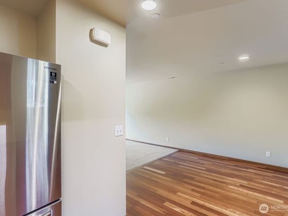 838 4th Avenue NE, Issaquah WA 98029