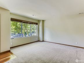 838 4th Avenue NE, Issaquah WA 98029