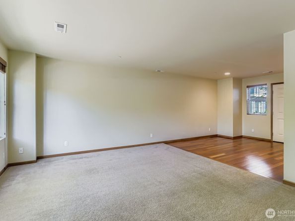 838 4th Avenue NE, Issaquah WA 98029