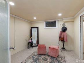 212 Willow Street, Bremerton WA 98310