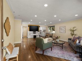 212 Willow Street, Bremerton WA 98310
