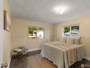 212 Willow Street, Bremerton WA 98310