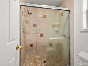 33349 12th Avenue SW, Federal Way WA 98023