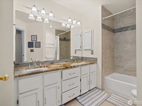 33349 12th Avenue SW, Federal Way WA 98023