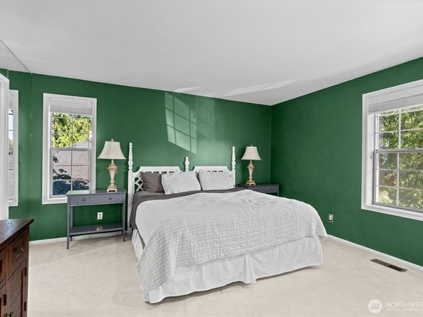 33349 12th Avenue SW, Federal Way WA 98023