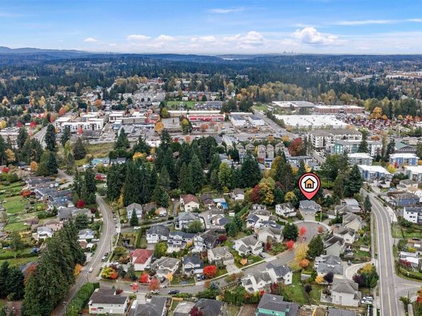 1233 160th Street SW, Lynnwood WA 98087