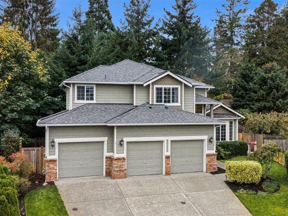 1233 160th Street SW, Lynnwood WA 98087
