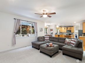 1233 160th Street SW, Lynnwood WA 98087