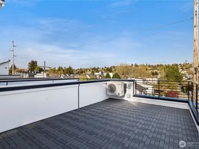 5517 A 9th Avenue NW, Seattle WA 98107