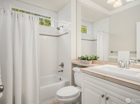 26730 SE 12th Way, Sammamish WA 98075