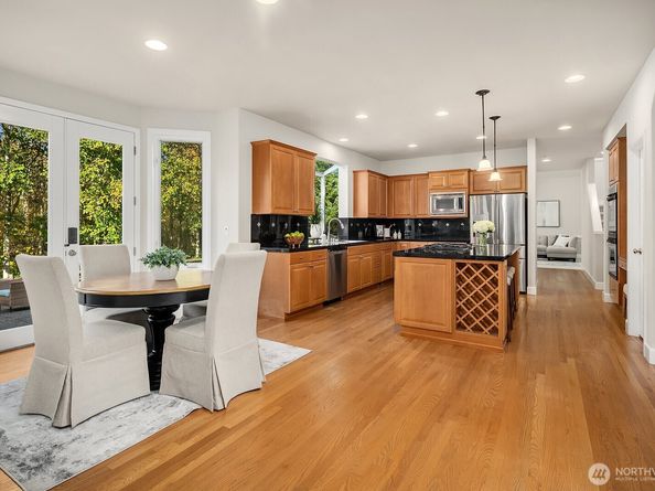 26730 SE 12th Way, Sammamish WA 98075