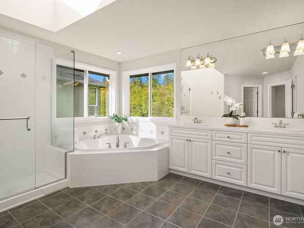 26730 SE 12th Way, Sammamish WA 98075