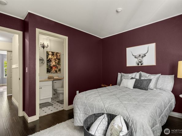 9717 178th Place NE 3, Redmond WA 98052