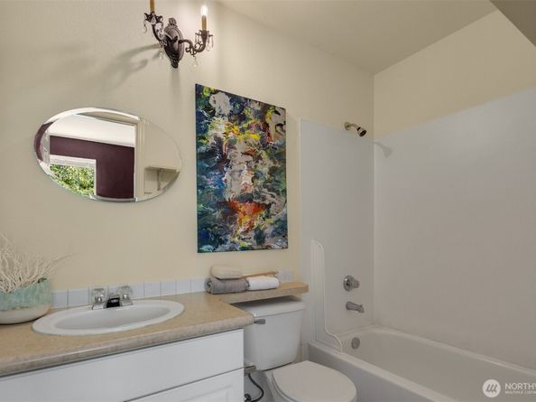 9717 178th Place NE 3, Redmond WA 98052