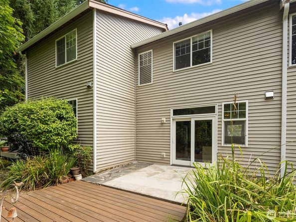 9717 178th Place NE 3, Redmond WA 98052