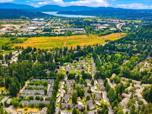 9717 178th Place NE 3, Redmond WA 98052