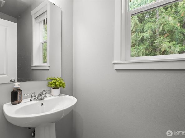 30241 117th Court SE, Auburn WA 98092