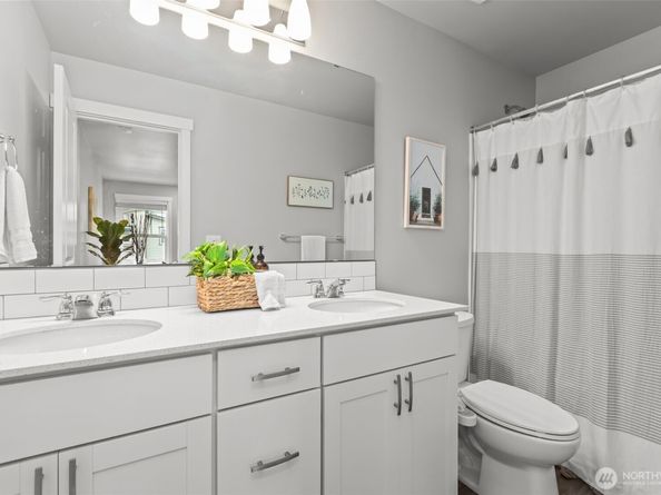 30241 117th Court SE, Auburn WA 98092