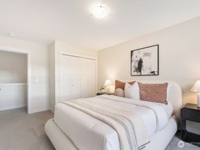 19407 121st Place SE, Kent WA 98031