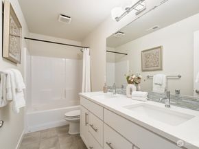 19407 121st Place SE, Kent WA 98031