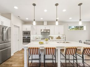 19407 121st Place SE, Kent WA 98031