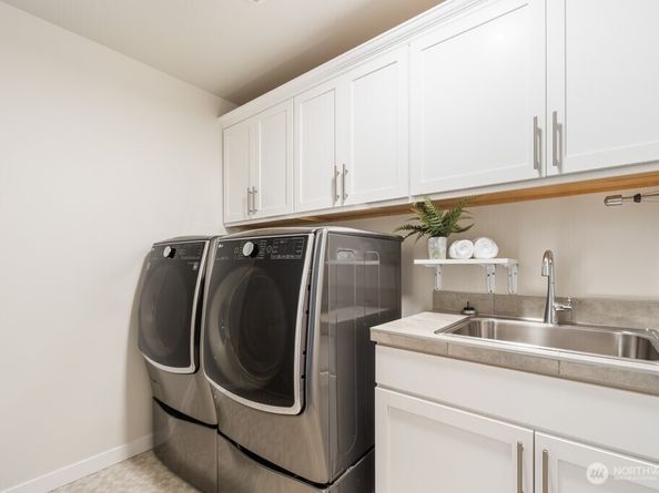 19407 121st Place SE, Kent WA 98031