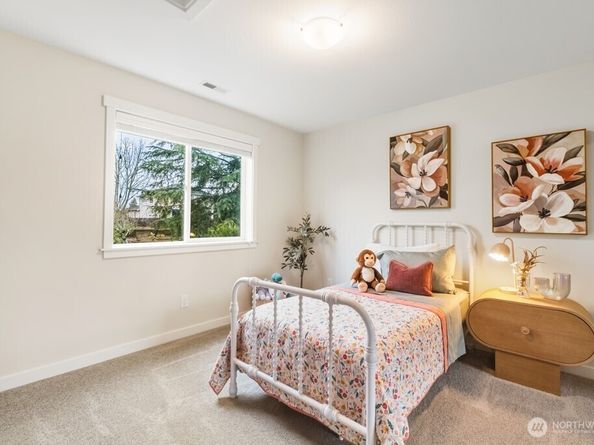 19407 121st Place SE, Kent WA 98031