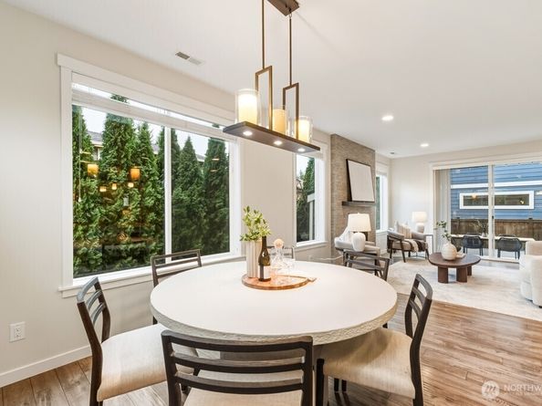 19407 121st Place SE, Kent WA 98031