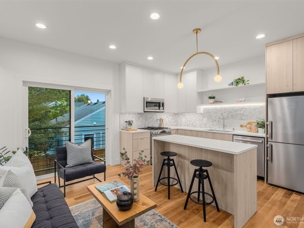 315 B NW 86th Street B, Seattle WA 98117