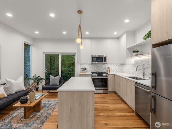 315 B NW 86th Street B, Seattle WA 98117