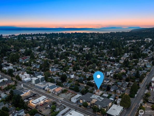 315 B NW 86th Street B, Seattle WA 98117