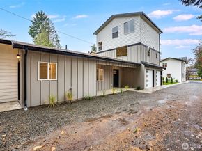 12531 25th Avenue NE Unit A, Seattle WA 98125