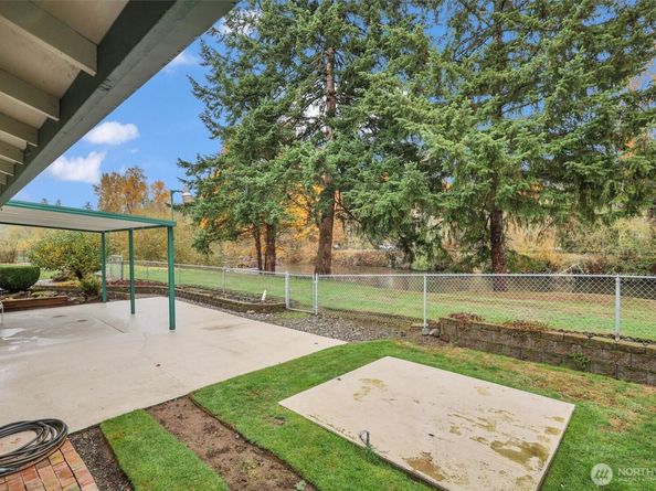 1808 Riverview Drive NE, Auburn WA 98002