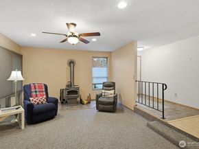 1808 Riverview Drive NE, Auburn WA 98002