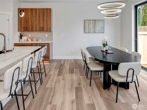 21403 39th Drive SE B, Bothell WA 98021