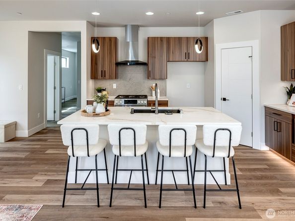 21403 39th Drive SE B, Bothell WA 98021