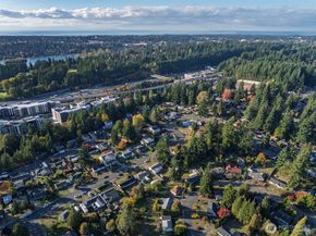 23901 59th Place W, Lake Forest Park WA 98043