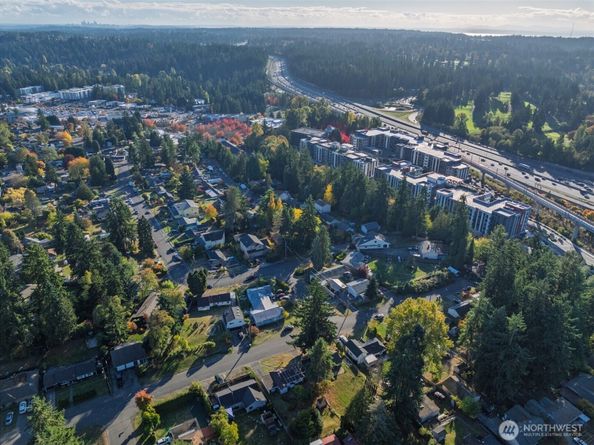 23901 59th Place W, Lake Forest Park WA 98043