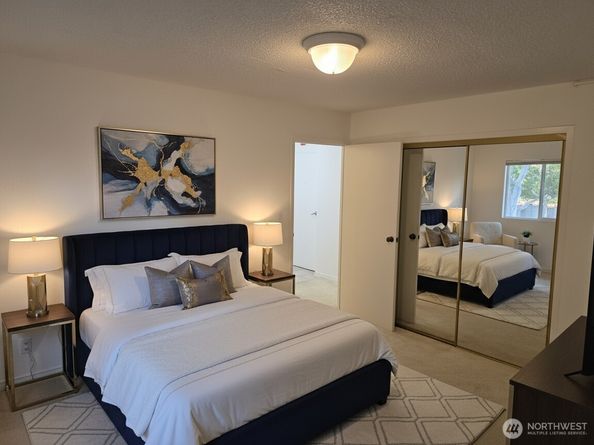 1400 Hubbell Place 1212, Seattle WA 98101