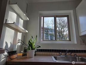 1400 Hubbell Place 1212, Seattle WA 98101