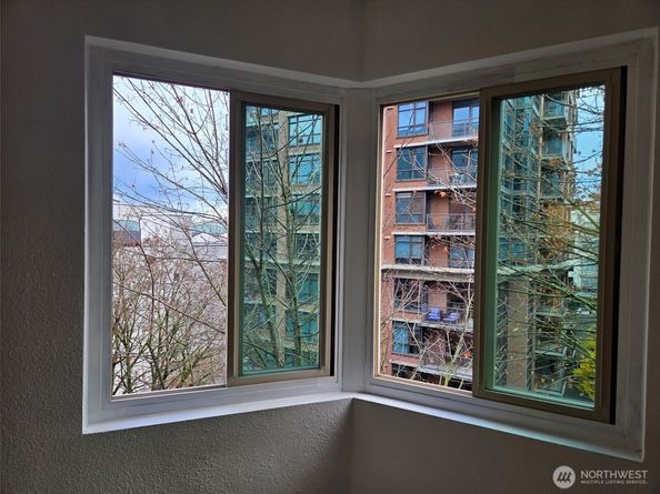 1400 Hubbell Place 1212, Seattle WA 98101