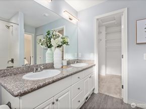 9634 179th Place NE 2, Redmond WA 98052