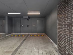 1013 C 6th Avenue N, Seattle WA 98109