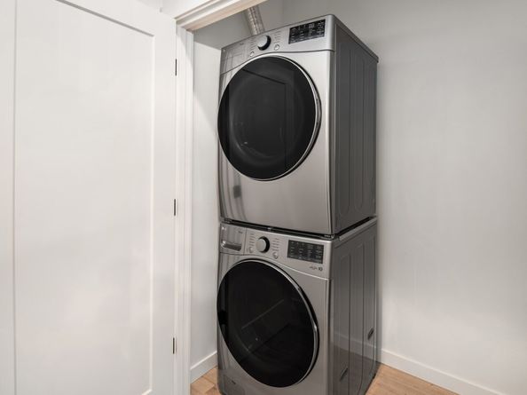 1013 C 6th Avenue N, Seattle WA 98109