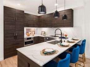 1013 C 6th Avenue N, Seattle WA 98109